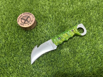 Hunting D2 Steel Skinner